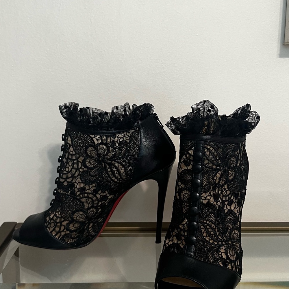 Christian Louboutin Black Stiletto Heels with Lace Overlay Size 38 - Picture 9 of 13